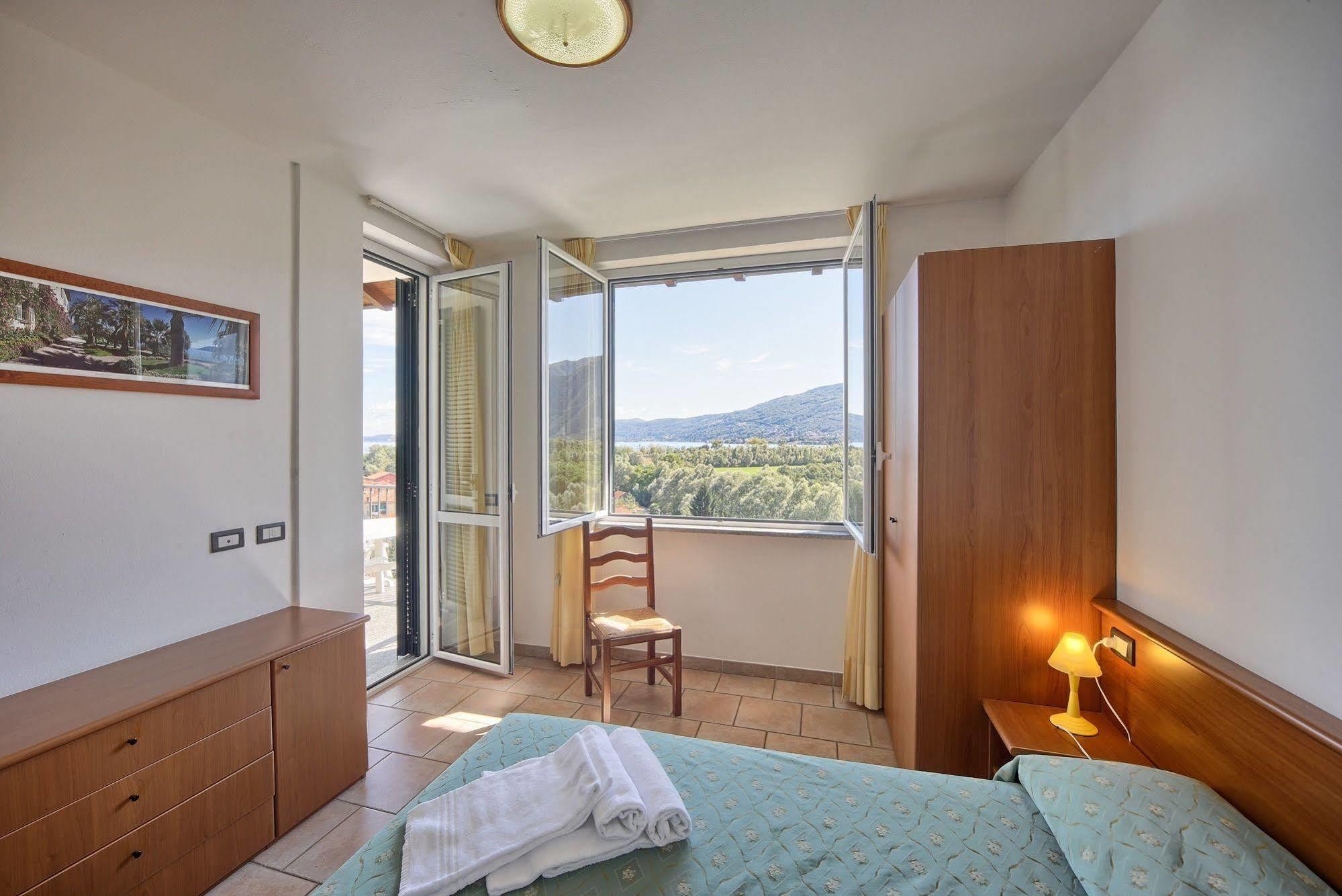 Residence Isolino Verbania Exterior foto